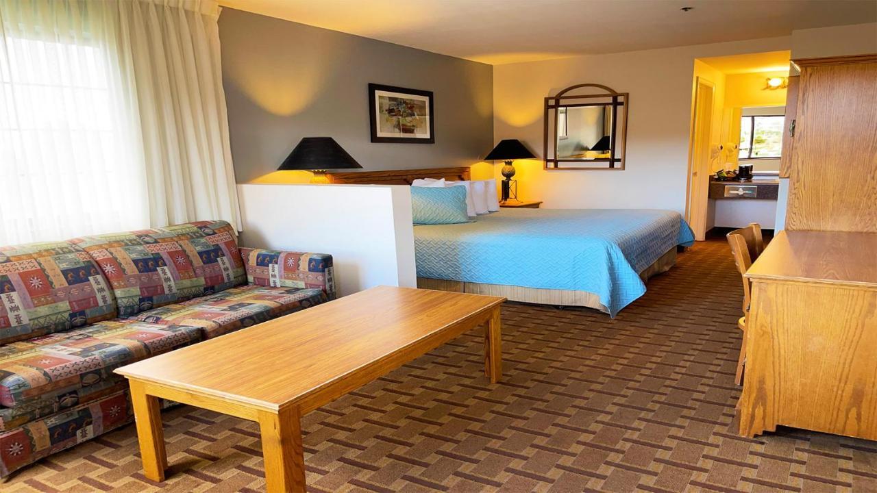 The Noor Hotel Torrey Ngoại thất bức ảnh